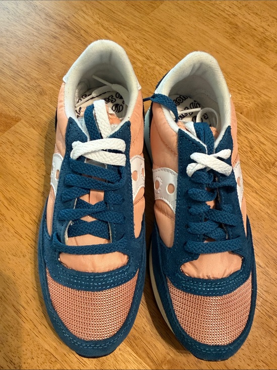 Saucony Shoes - Saucony Peach and Teal Lace-Up Athletic Sneakers